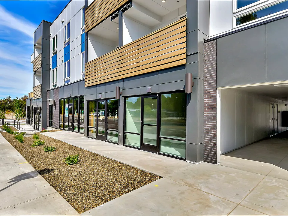 Parkway Apartments