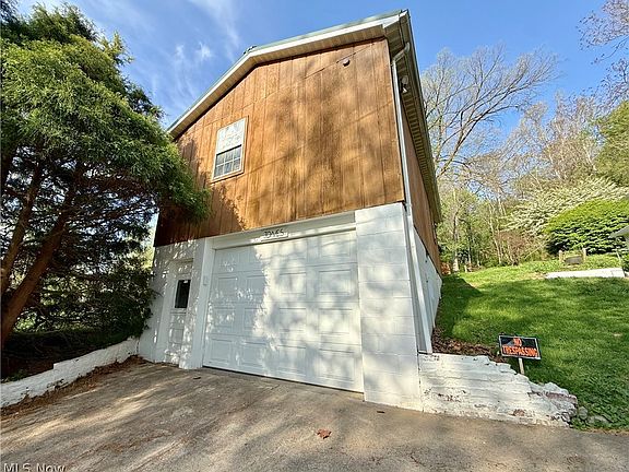 4th image of 1181 Clement Ave
