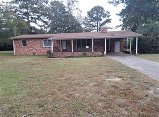 827 Porter Rd, Hope Mills, NC 28348