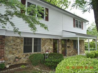 3034 Wooded Way, Jeffersonville, IN 47130