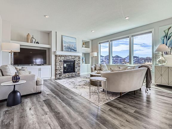4th image of 12985 Bauer Dr N