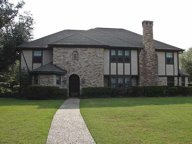 1st image of 43 Avenue Of The Oaks