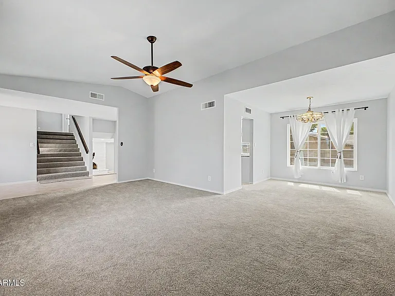 2457 W Redfield Rd — Photo 10