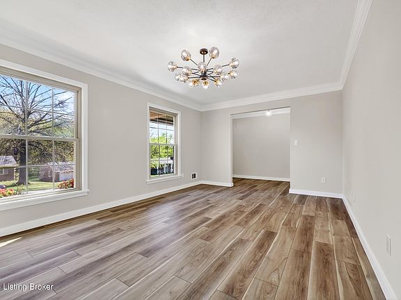 5th image of 9206 Lakeridge Dr