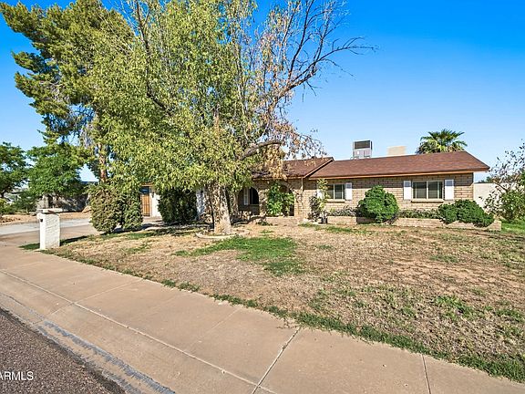 3rd image of 12629 N 28TH Way