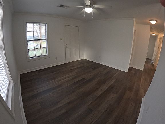5th image of 2315 13th Ave N