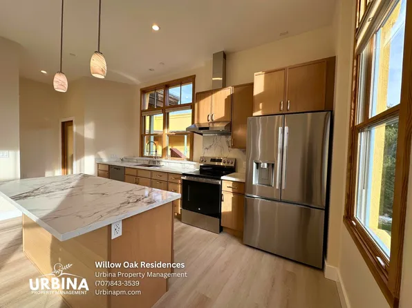 Willow Oak Residences - Downtown Sebastopol Luxury Living