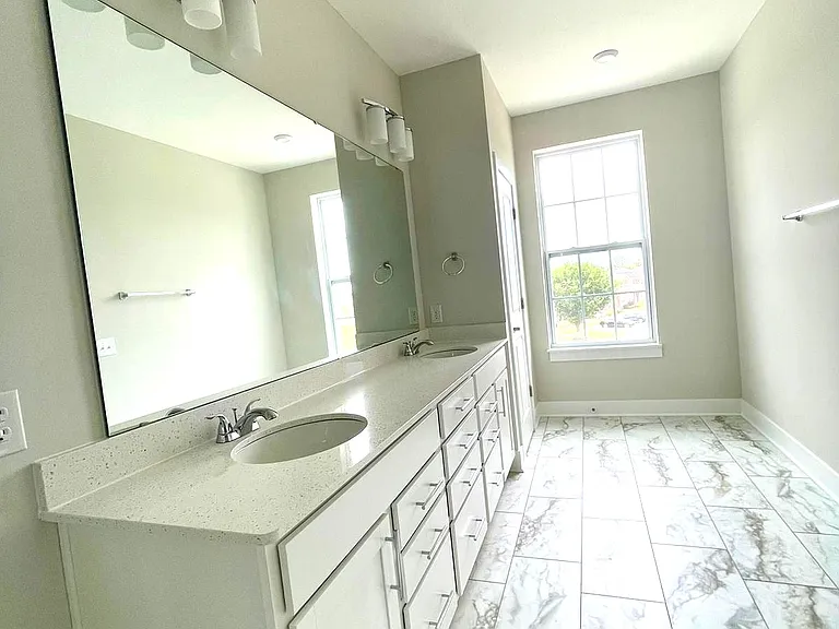 736 Kinzer Ave — Photo 18