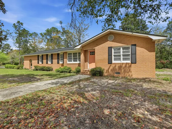 786 S 6th St, Jesup, GA 31545