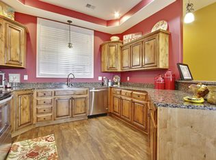 39 Songbird Cir UNIT 1, Branson, MO 65616