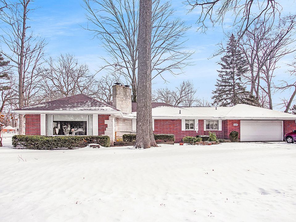 1st image of 649 Lake Dr