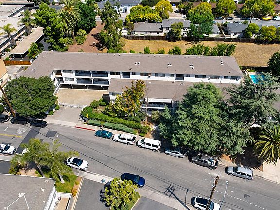 5th image of Latham Mountainview