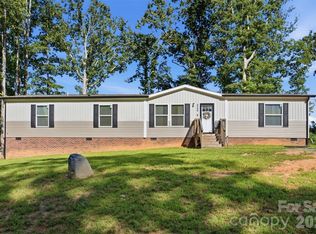 3194 Medicine Bow, Claremont, NC 28610