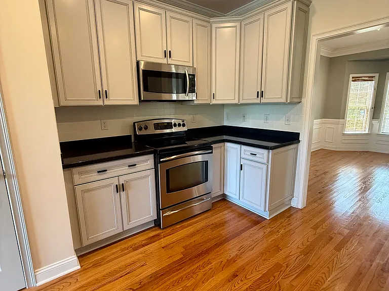 5 Middleberry Ct #A — Photo 11