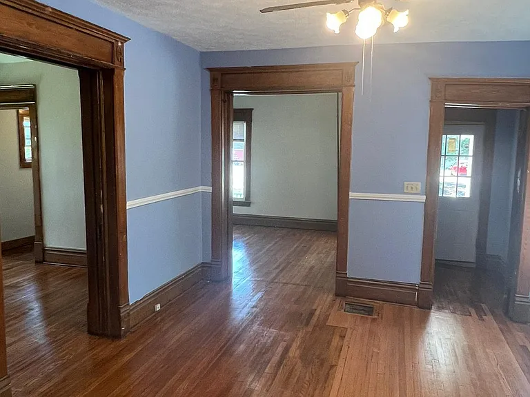 645 Jackson St NW — Photo 11