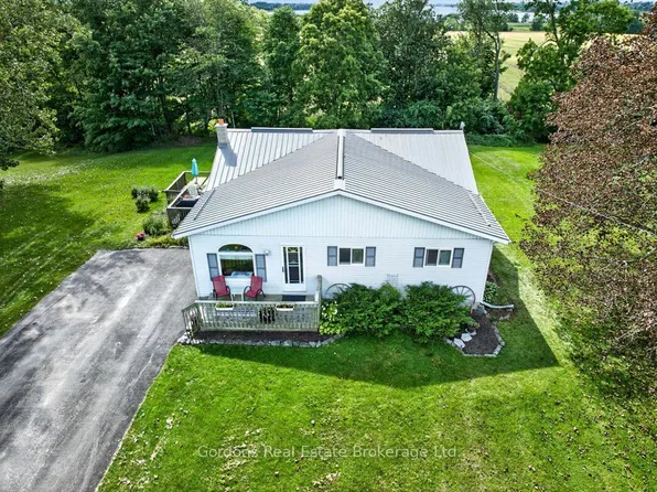 1442 County Road 10, Prince Edward County, ON K0K 1P0