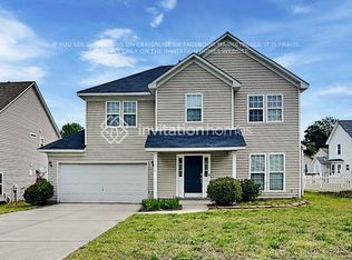 9018 Korniv Dr, Charlotte, NC 28216