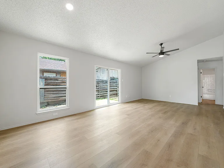 5250 Gawain Dr #5250 — Photo 7