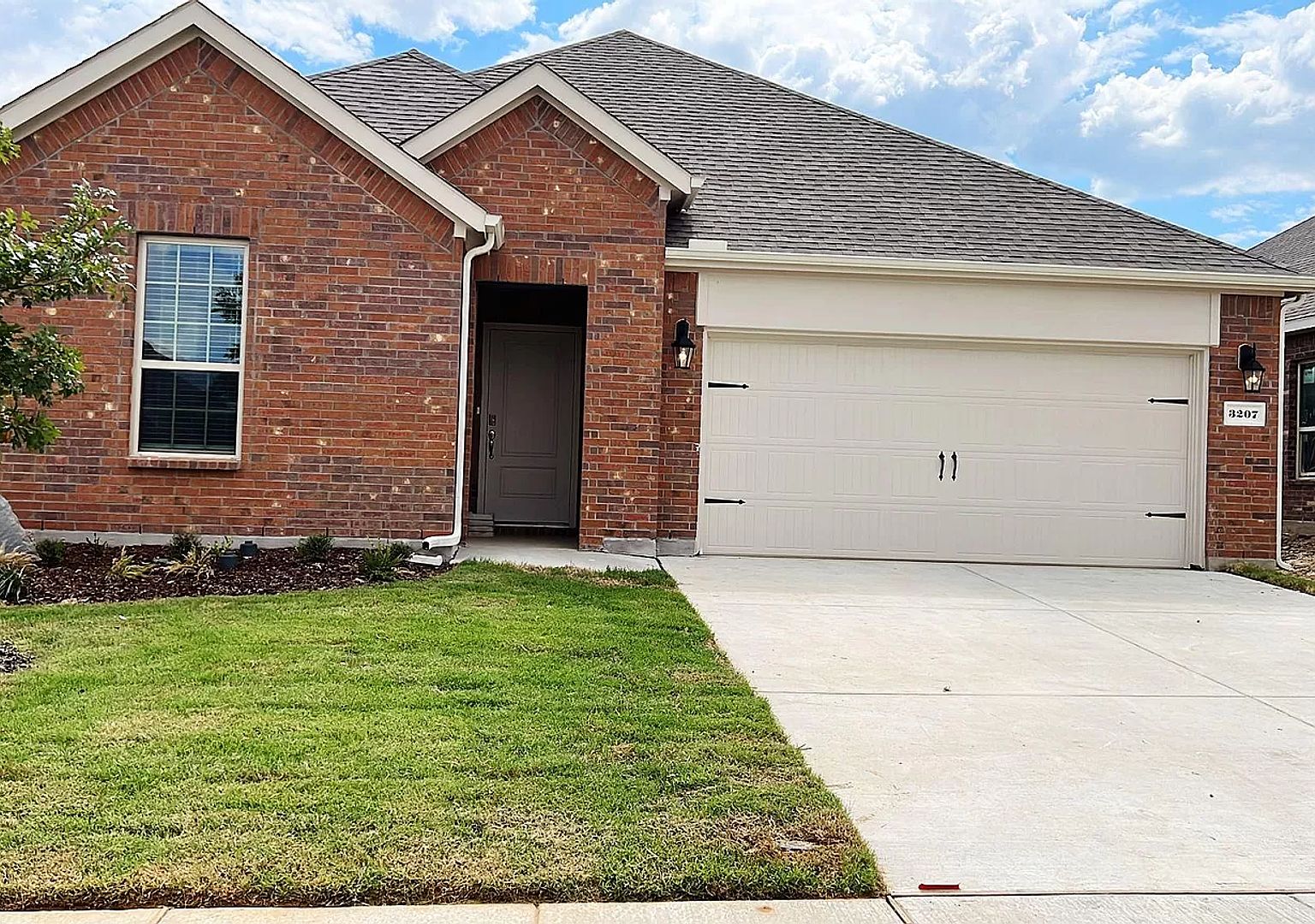 3207 Catoosa Ln, Aubrey, TX 76227 Zillow