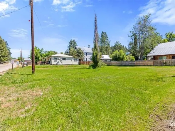 508 Montgomery St, Idaho City, ID 83631