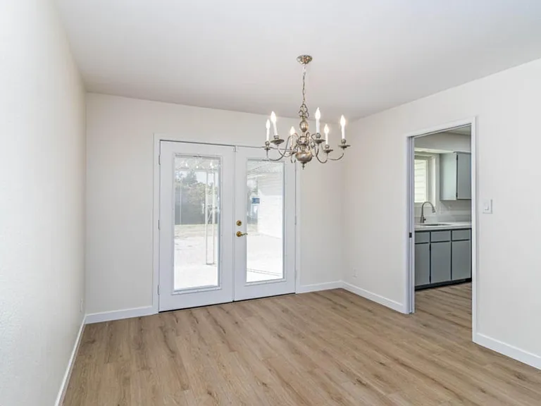 1303 W Devonshire St #1 — Photo 11