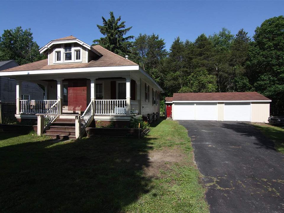 1st image of 215 W Stark Dr