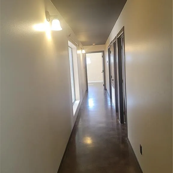 605 N 42nd St — Photo 5