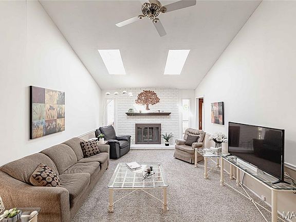 2nd image of 5967 Ponderosa Ct