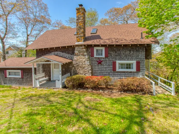 14 Summit Road, Boothbay Harbor, ME 04538