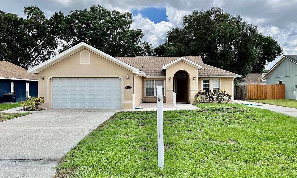 1st image of 6227 Vintner Ln