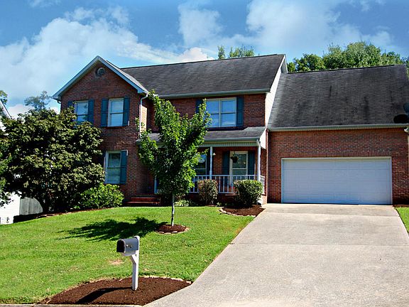 2nd image of 10008 Delle Meade Dr