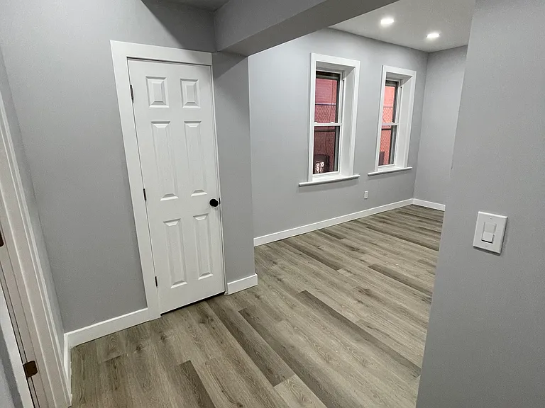 113 Elizabeth Ave #1F — Photo 9