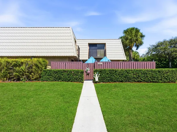 5003 50th Way, West Palm Beach, FL 33409