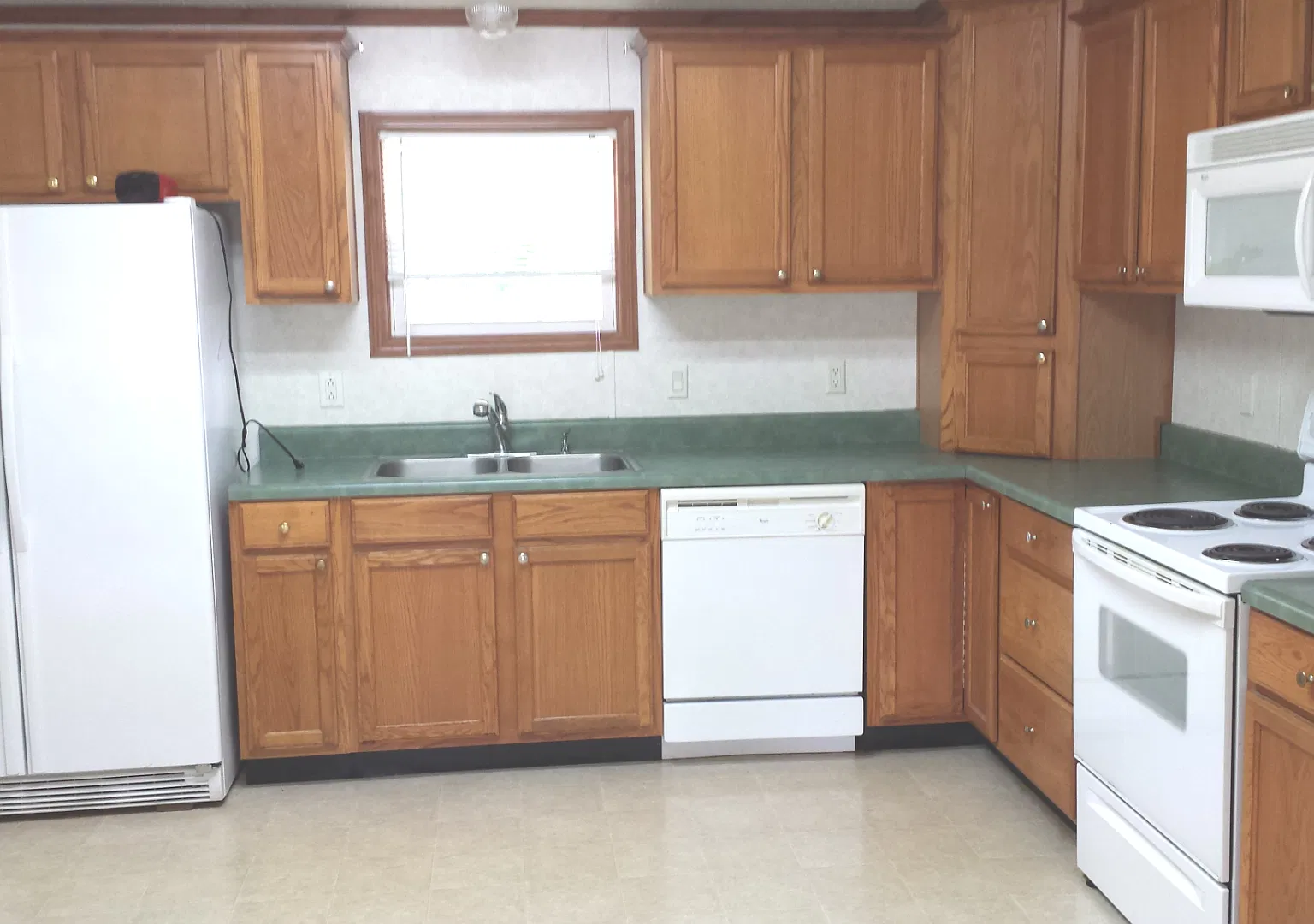 332 Catherine Square Rd — Photo 2