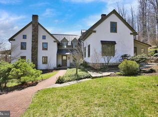 39 Angstadt Rd, Fleetwood, PA 19522