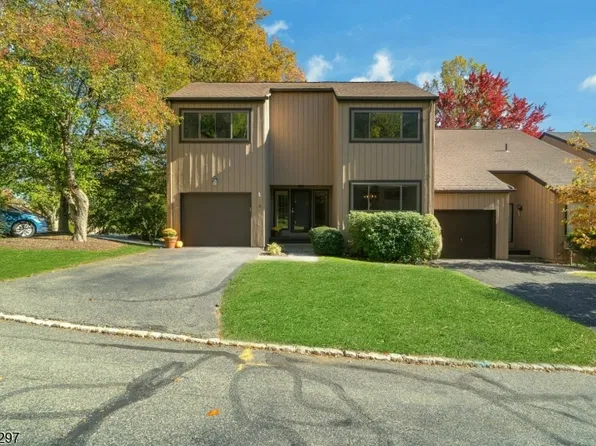 2 Sycamore Ln, Harding Twp., NJ 07976