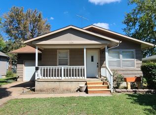 124 N Cedar St, Lindsborg, KS 67456