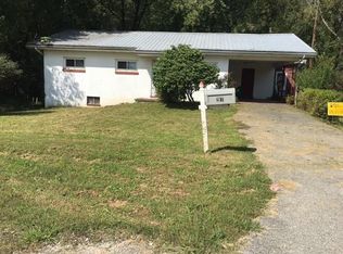 277 Mullins Addition Dr, Pikeville, KY 41501