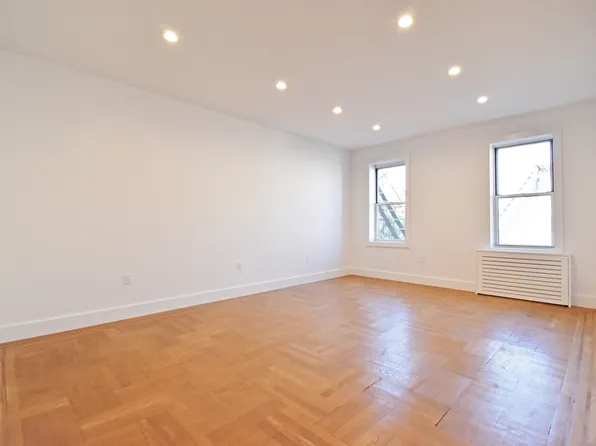 763 Ocean Parkway image 1 of 16