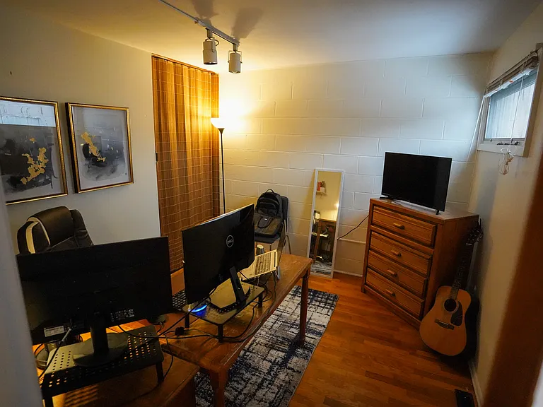 120 James St #1 — Photo 9
