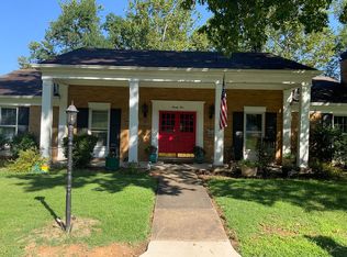 21 Camelot Dr, Huntington, WV 25701