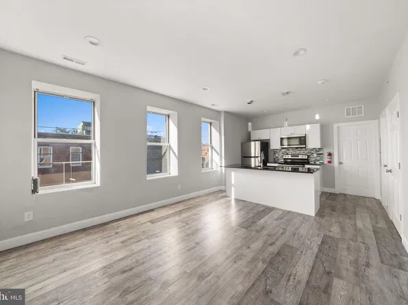 2323 Mifflin St, Philadelphia, PA 19145