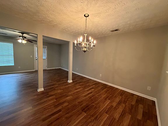 4th image of 3892 Waldrop Ln