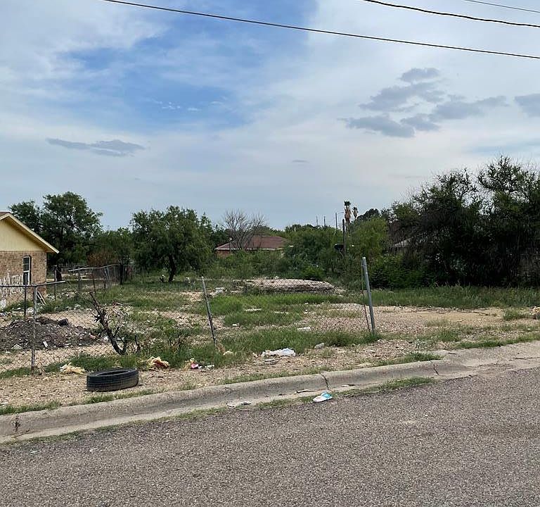 1st image of 846 Calle Escondido