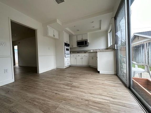 4th image of 18811 E Pearl Ave #A
