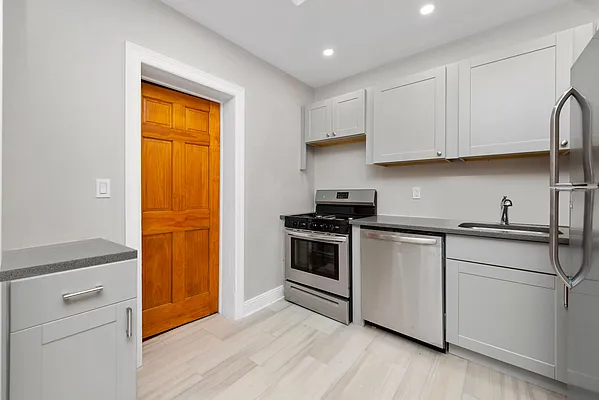 Rented by Anthony T Crews Real Estate LLC | media 12