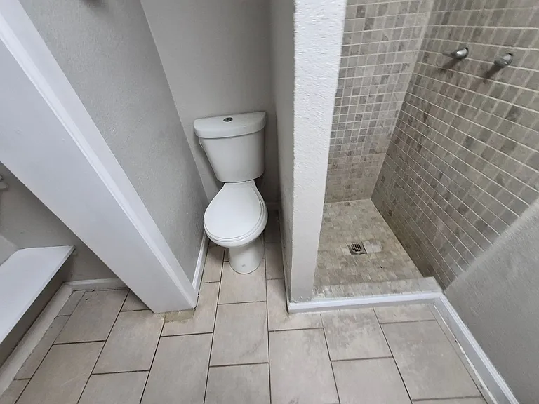 115 Caldwell St #3 — Photo 14