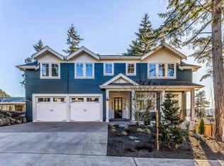 7605 SE 40th St, Mercer Island, WA 98040