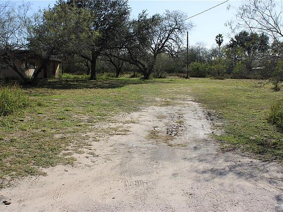 2nd image of 1141 County Road 300