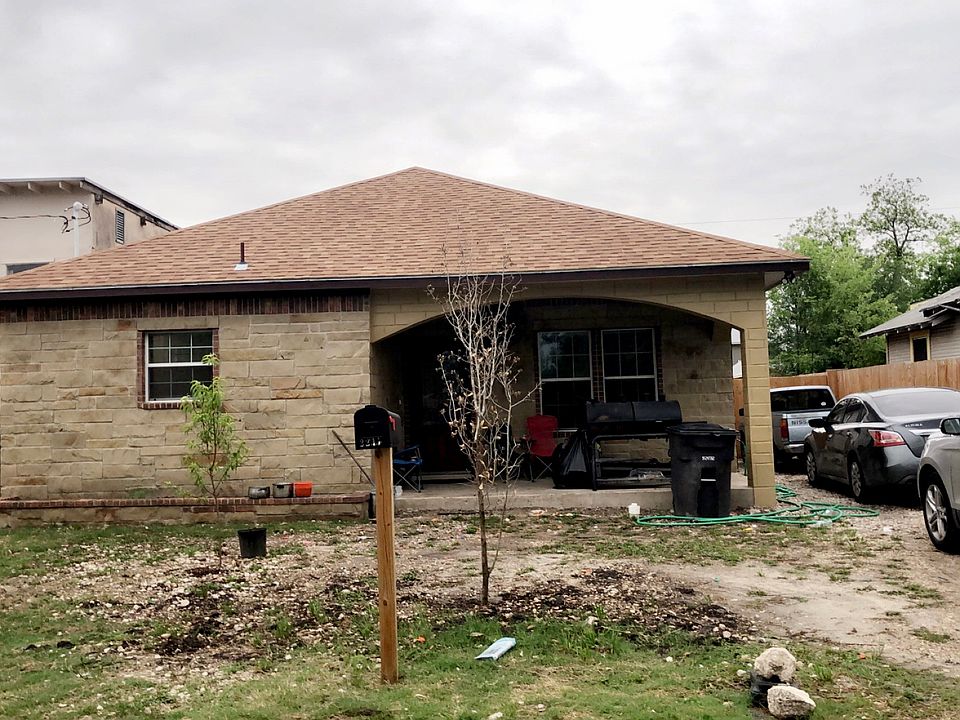 1st image of 2211 Colima St